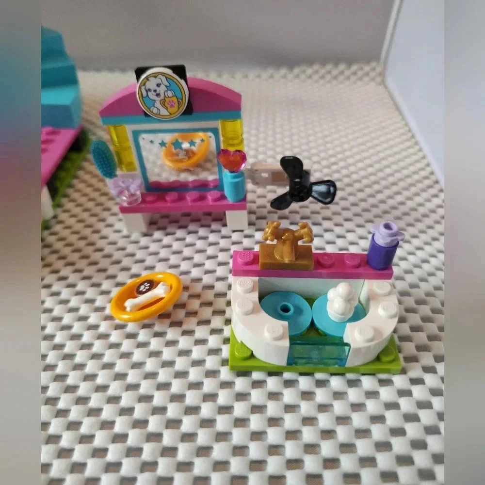 Lego Friends Bundle: 41300 Puppy Championship & 41302 Puppy Pampering